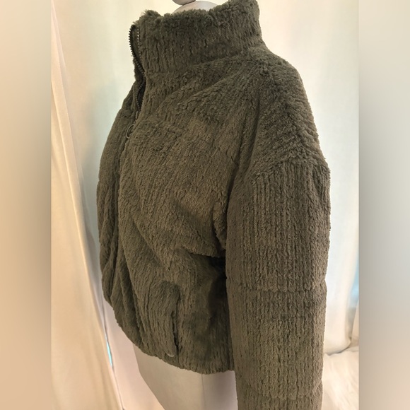 Sherpa Puffer Jacket Plush Zip Up Coat Army Green, Cozy Faux Fur Sz Small - Picture 13 of 16